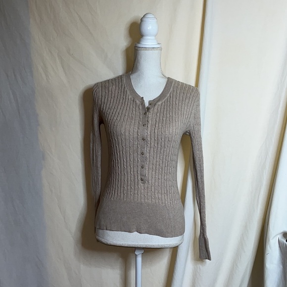 Apt. 9 Tan Button Sweater, NEW, PS - Picture 5 of 5